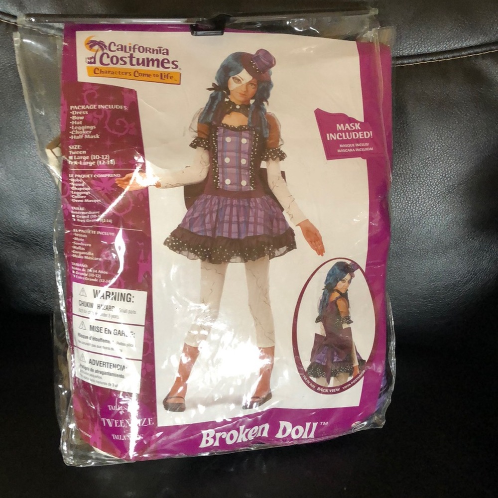 Broken Doll size 12/14